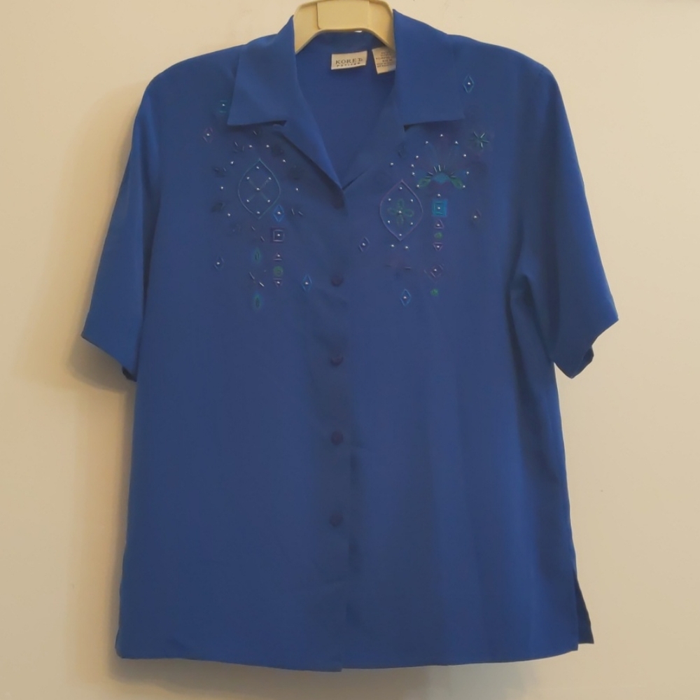 Koret Petite Embroidered Bead Button Sz M Shirt